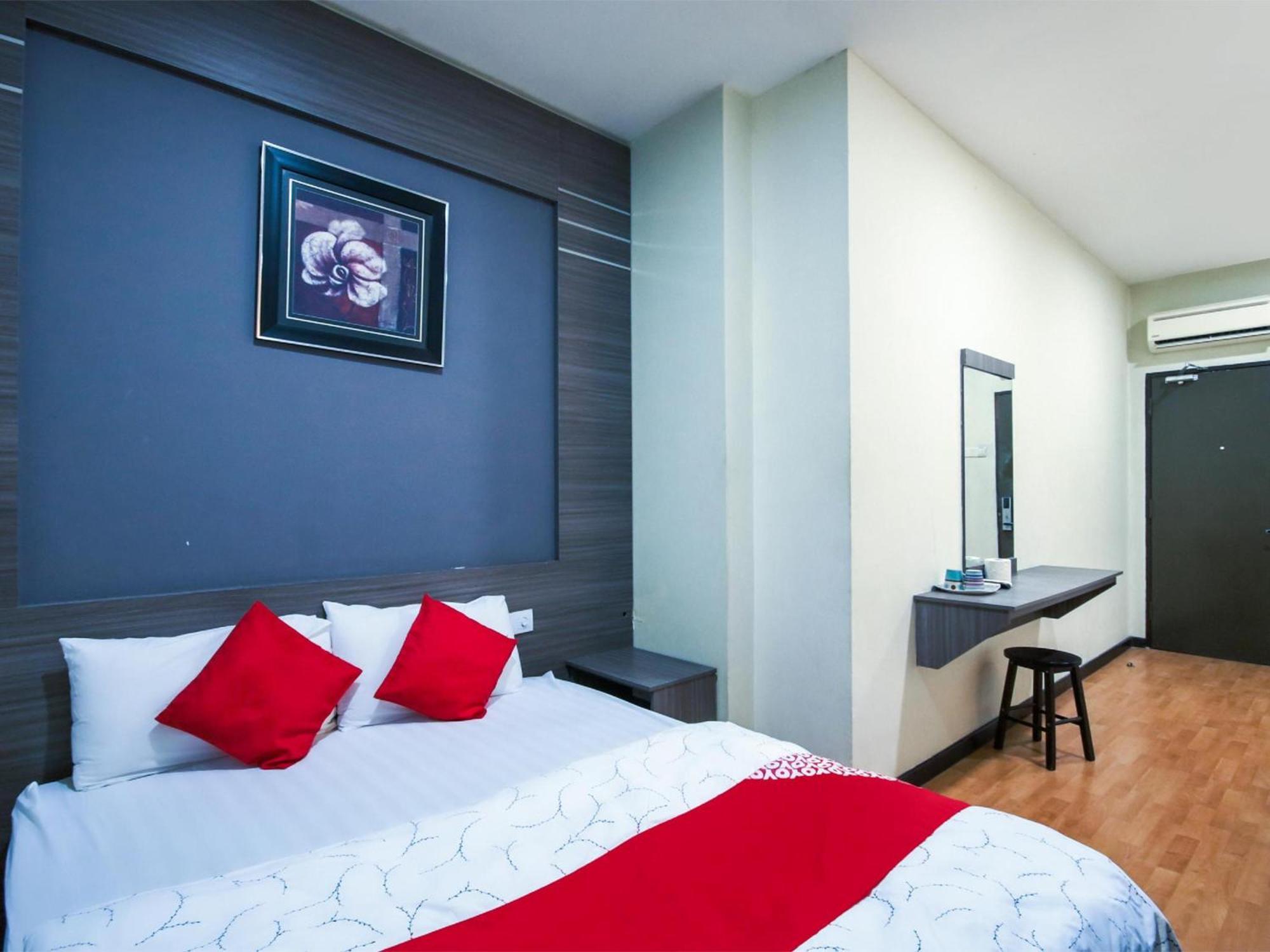Capital O 812 Hotel Smc Seksyen 13 Шах-Алам Экстерьер фото