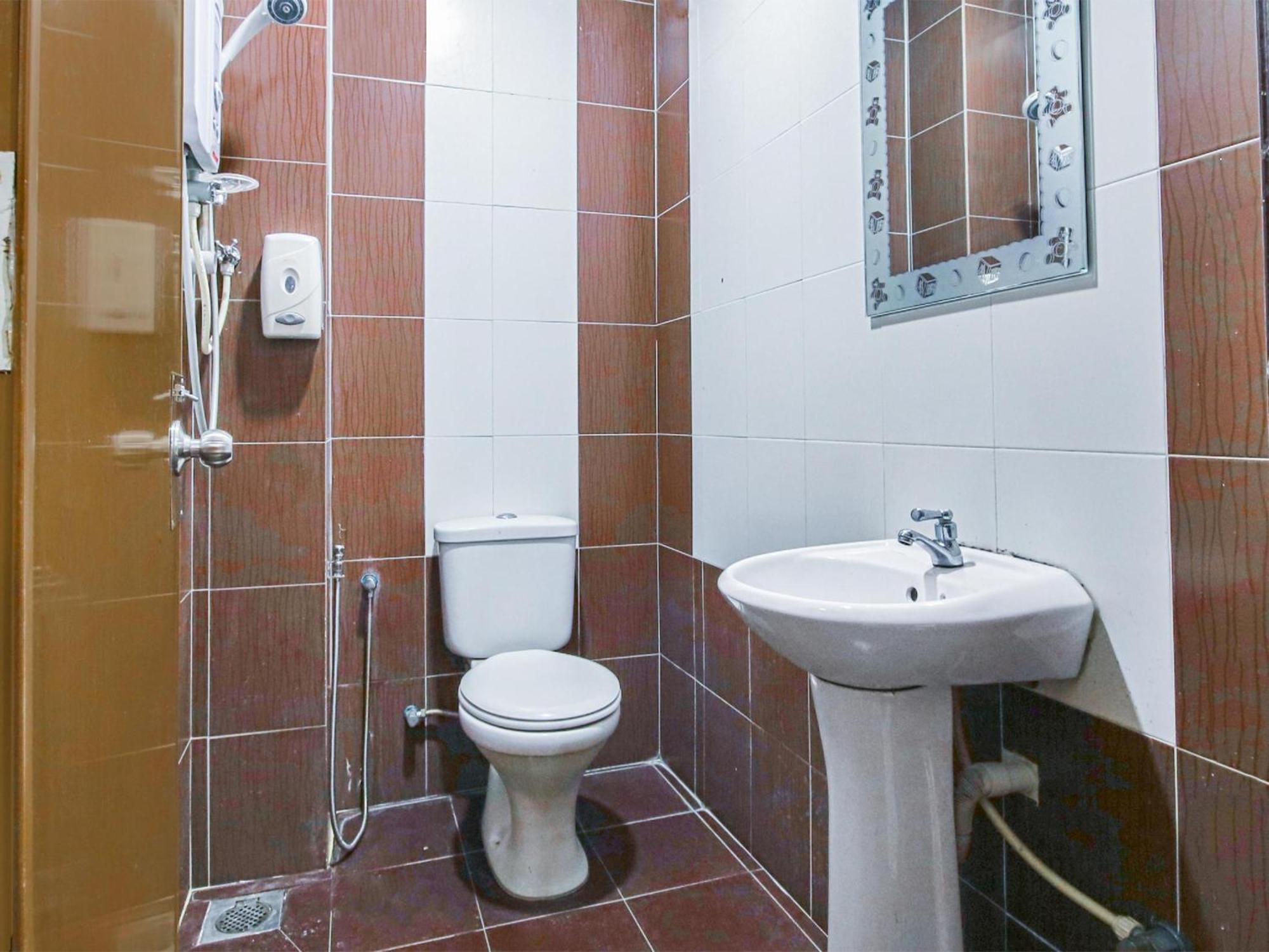 Capital O 812 Hotel Smc Seksyen 13 Шах-Алам Экстерьер фото