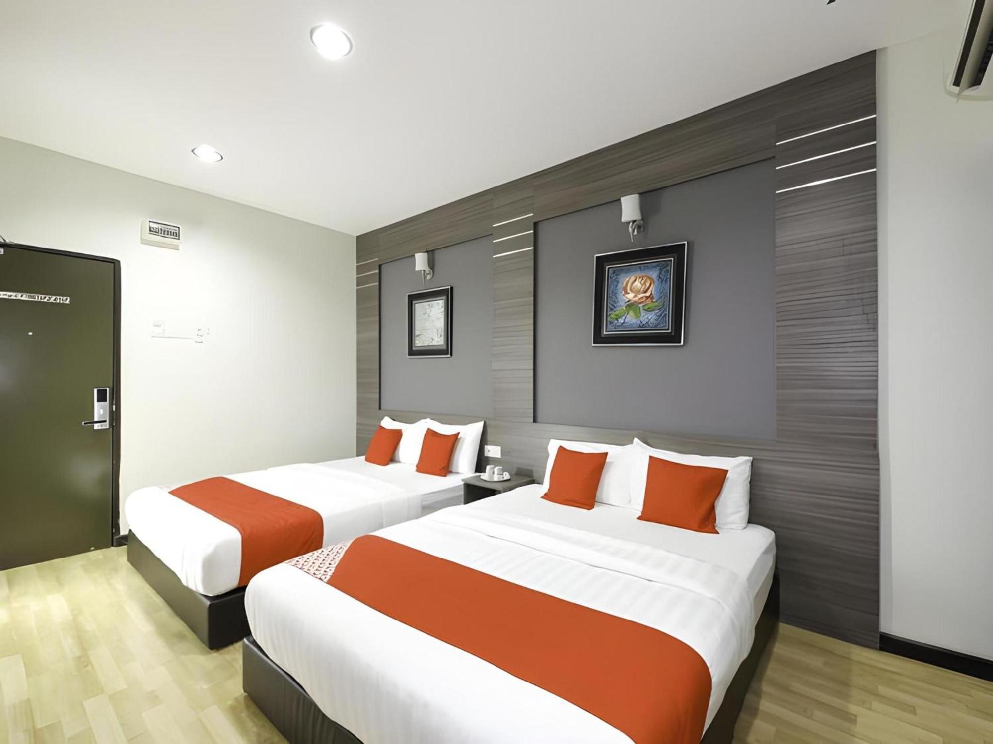 Capital O 812 Hotel Smc Seksyen 13 Шах-Алам Экстерьер фото